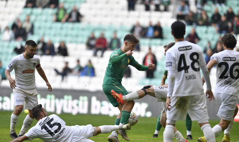 Bursaspor haftalar sonra kazanmasını bildi