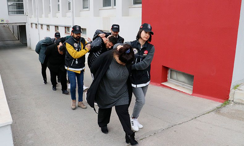 Zehir tacirliğine çocukları da alet ettiler