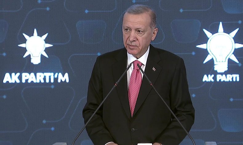‘Bizim icraatımızın yetiştiği yere, hayali bile yetişemez’