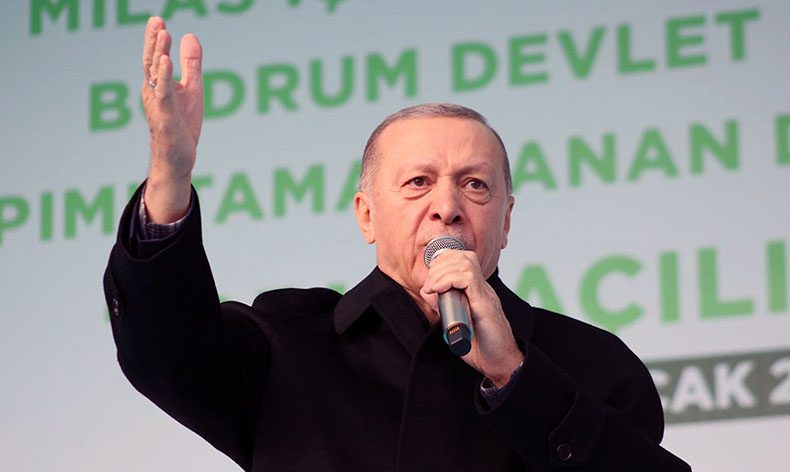 ‘Teröristin başını ezen fotoğrafları hazmedemiyorlar’
