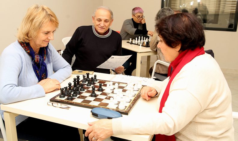 Olgun gençleri sosyalleştiren merkezler