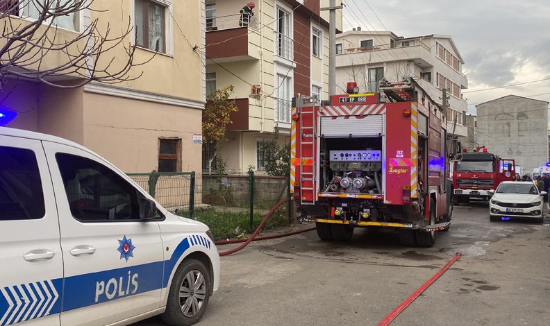 Mutfakta yangın çıktı, 11 kişi hastanelik oldu