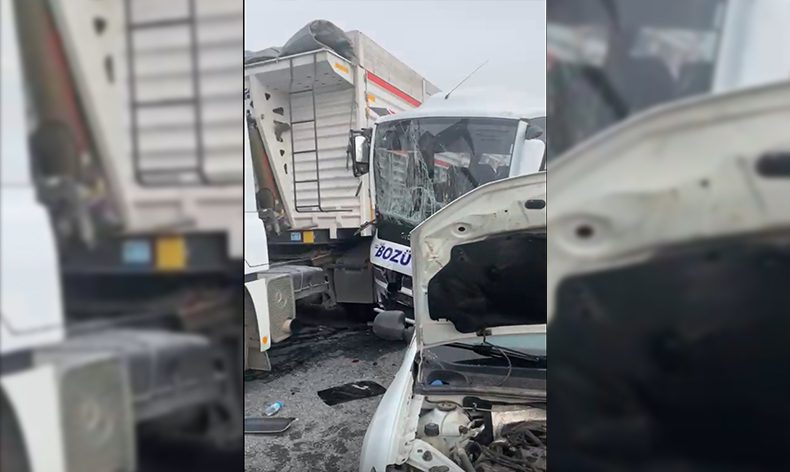Bilecik’te zincirleme trafik kazası