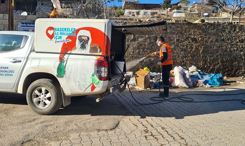 Afet bölgesine ilaçlama desteği