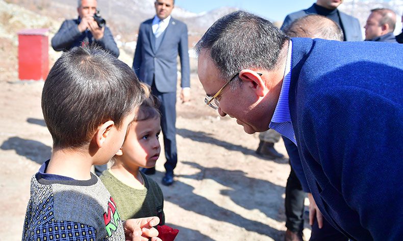 Bakan Bozdağ zaman istedi
