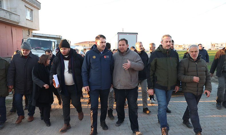 “Devlet-millet inşallah bu afetin altından kalkacak”