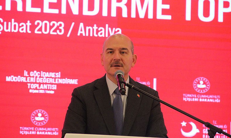 “Pis ellerini Türkiye’nin üzerinden çek”