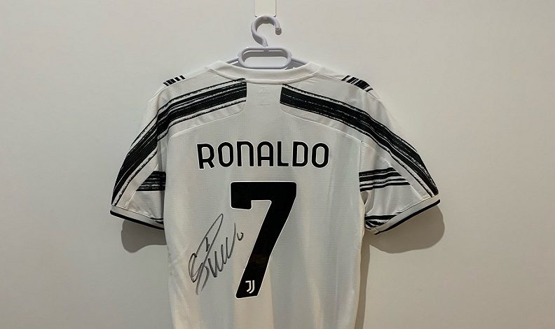 Ronaldo’nun formasından elde edilecek gelir depremzedelere gidecek