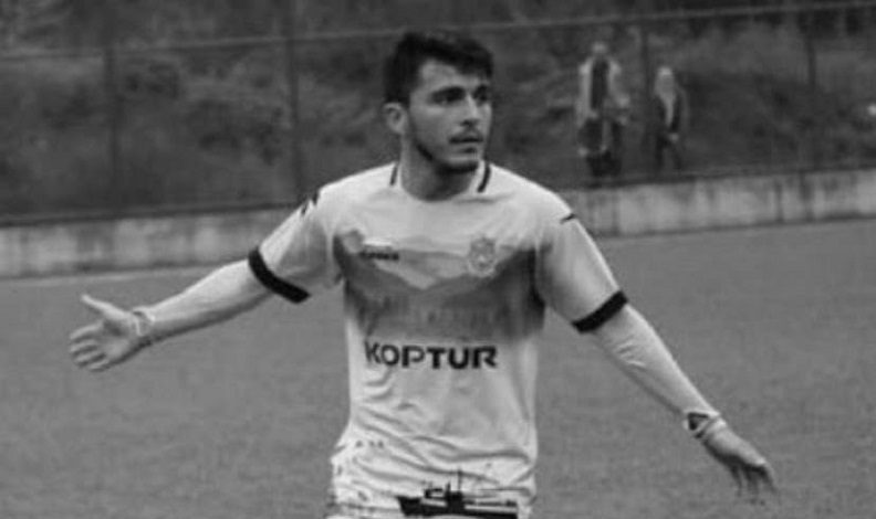 Türkiye Futbol Federasyonu Saruhan Bolat’ın hayatını kaybettiğini açıkladı