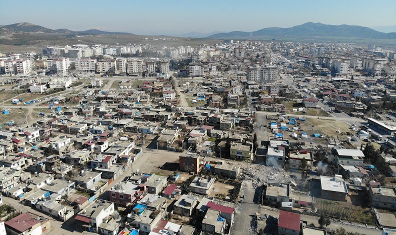 O ilçe tamamen yıkılıp yeniden inşa edilecek