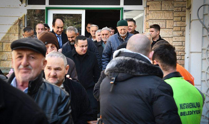 Mustafakemalpaşa’da deprem şehitleri için mevlit okutuldu