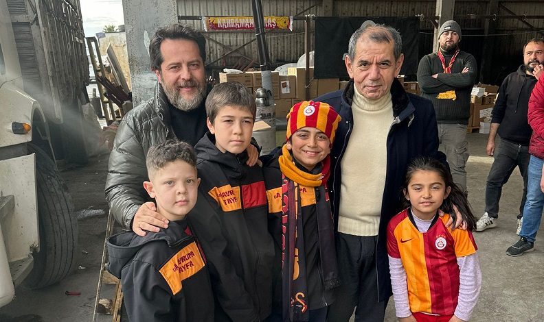 Galatasaray Başkanı Özbek afet bölgelerini ziyaret etti