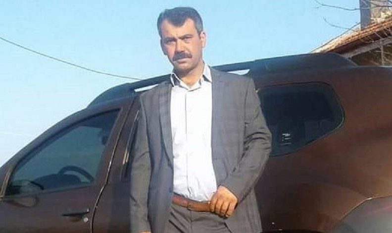 Eski muhtar yeni muhtarı öldürdü