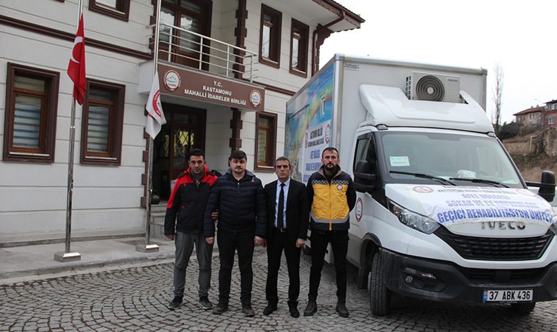 Depremden etkilenen hayvanlar için harekete geçtiler