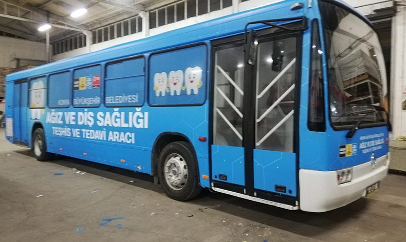 “Ağız ve diş sağlığı aracı deprem bölgesinde”