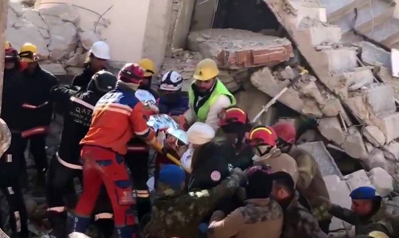 Hatay’da 202’nci saatte inanılmaz dönüş
