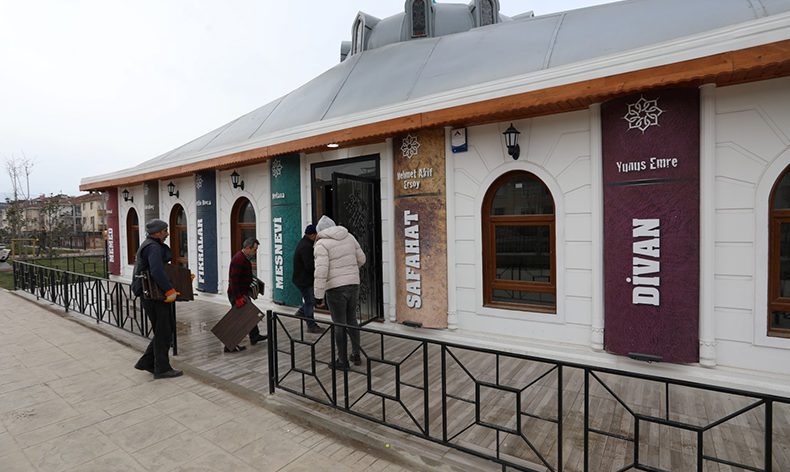 Nöbetçi Kitaphane kullanıma hazırlanıyor