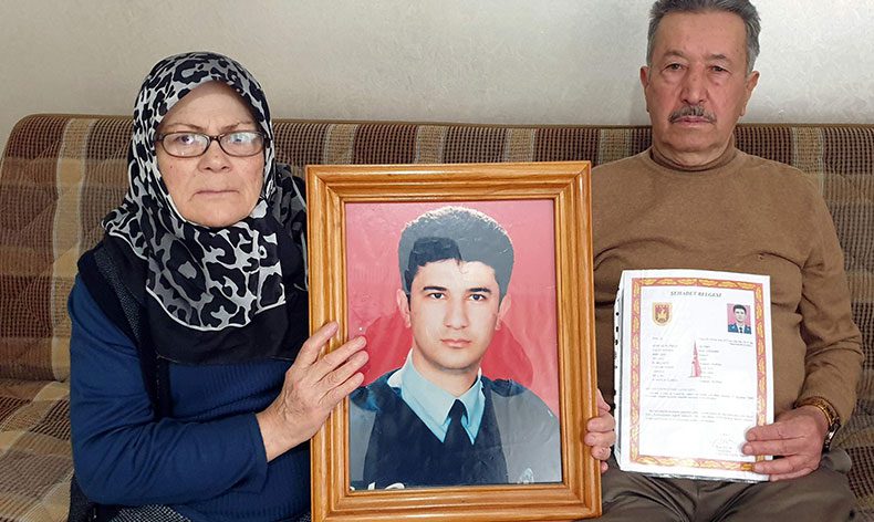 Bursa’da şehit babası, maaşını depremzedelere bağışladı