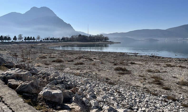 Eğirdir Gölü  yükseldi