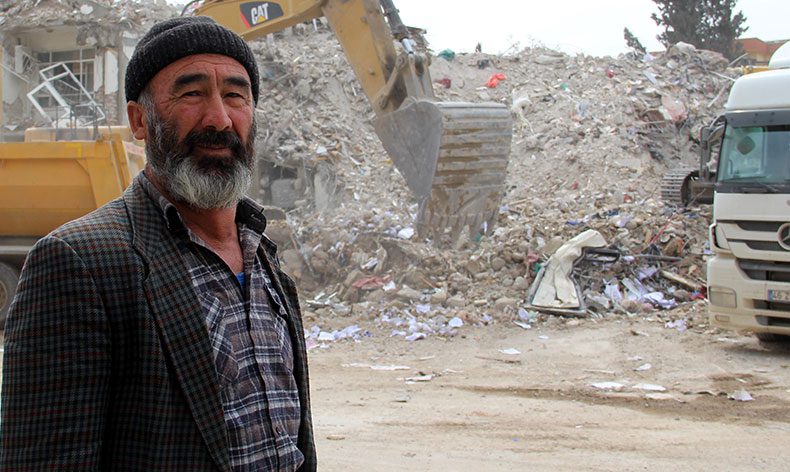 Oğlunu ve torunlarını kaybettiği depremi anlattı