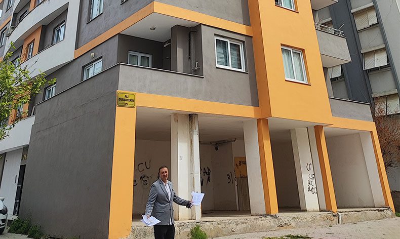 Depremden sonra hayatının şokunu yaşadı