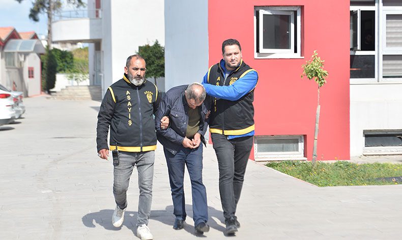 Dolmuşta yaşlı adamı soyan zanlı tutuklandı