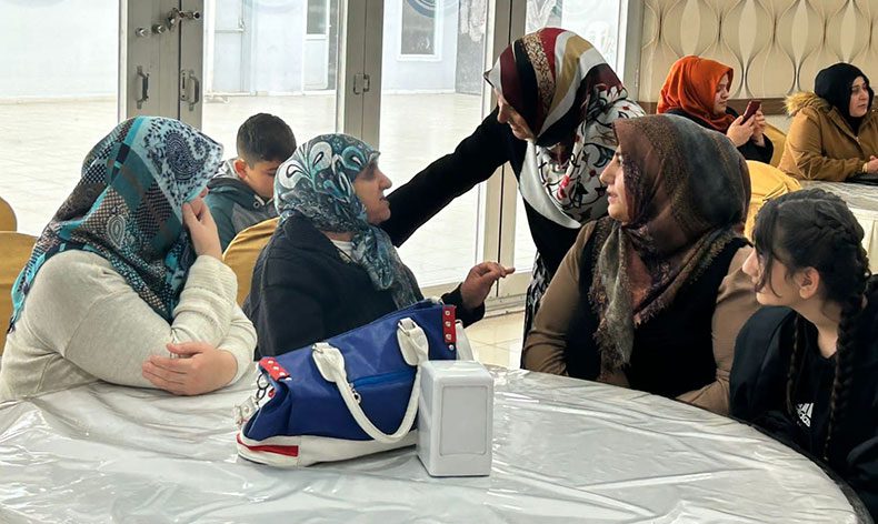 Hayatını kaybeden kadınlar dualarla anıldı