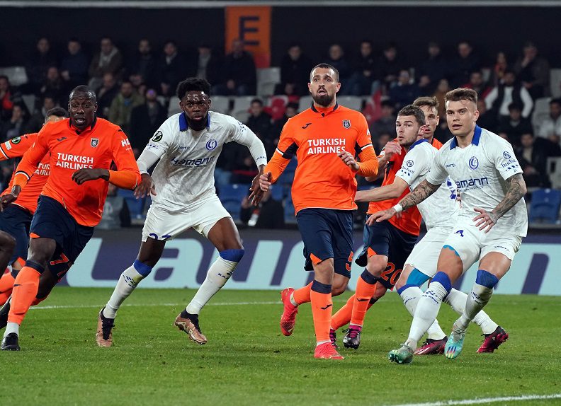 UEFA Avrupa Konferans Ligi: Medipol Başakşehir: 1 – Gent: 4