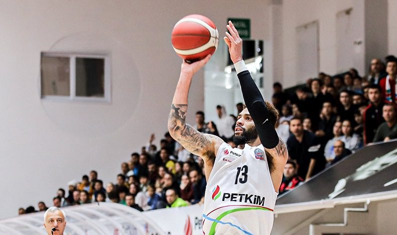 Aliağa Petkimspor’un yeni transferi Josh Perkins, haftanın beşinde