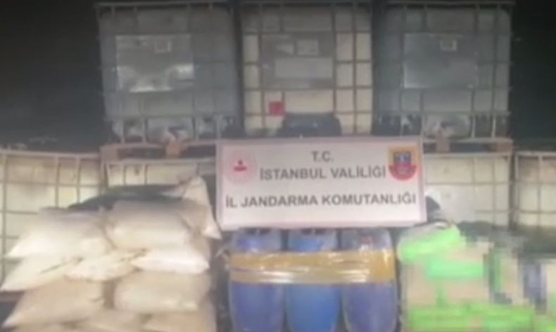 Jandarmadan uyuşturucu tacirlerine darbe