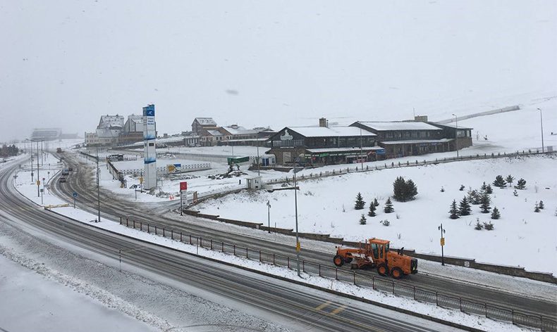 Erciyes’te kar yağışı