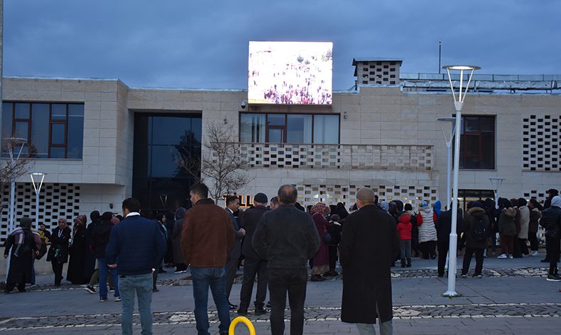 Hava bulutlu olduğundan Işık Hadisesi olmadı