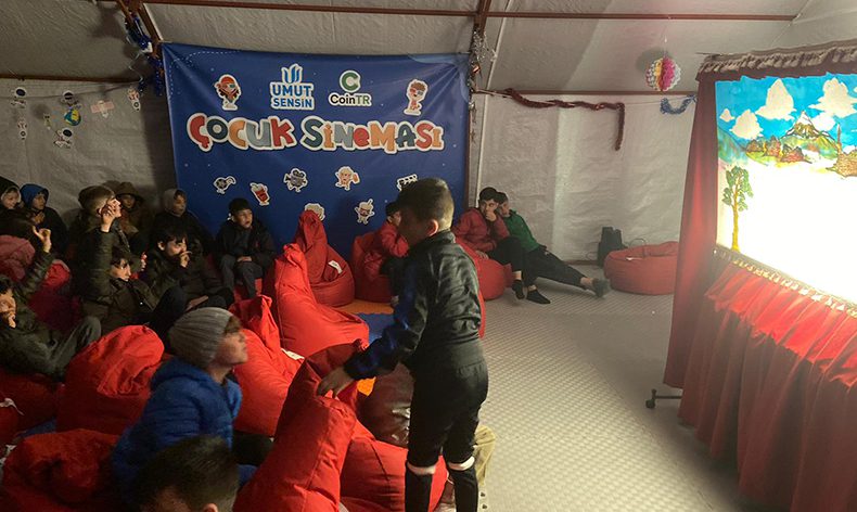KARAKUM’dan çocuklara gösteri
