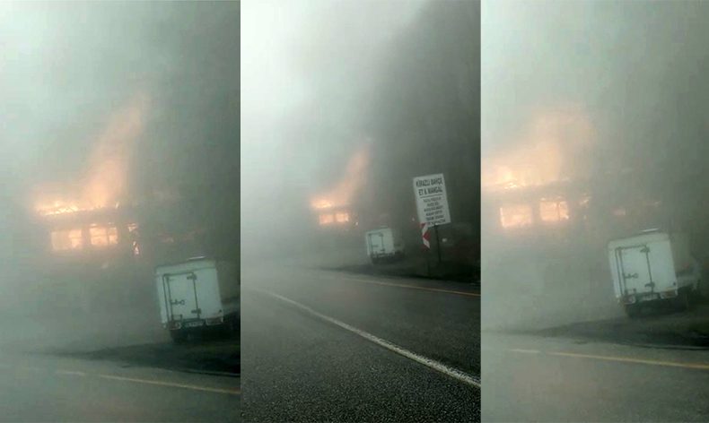 Uludağ yolu üzerinde bulunan restoranda yangın