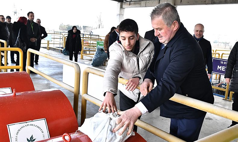 Bu merkez çevrenin kirlenmesini önlüyor