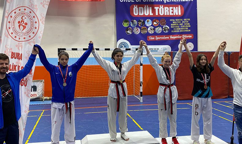 Osmangazili sporculardan çifte bayram