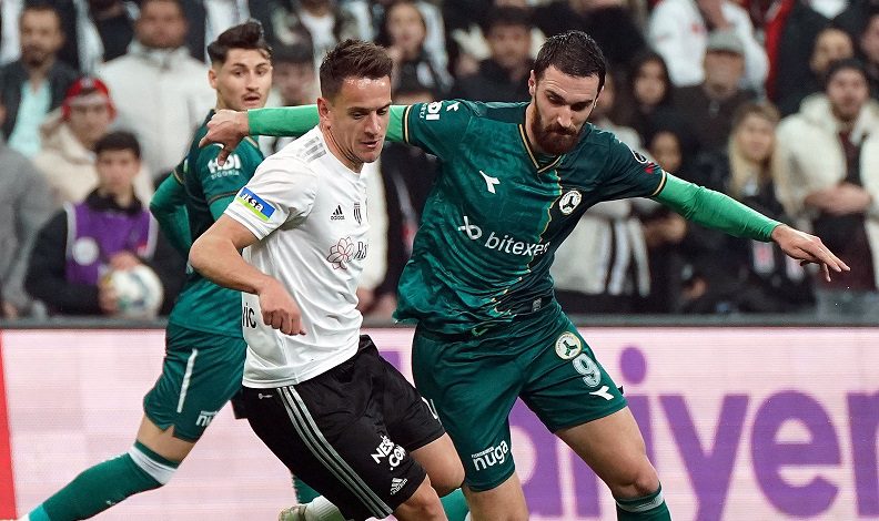 Beşiktaş’ta Amir Hadziahmetovic cezalı duruma düştü