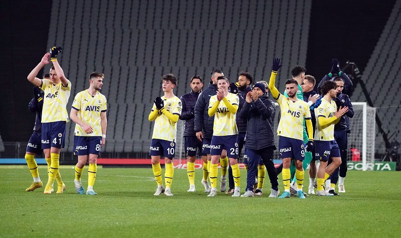 Fenerbahçe’nin deplasmandaki yenilmezlik serisi 7 maça çıktı