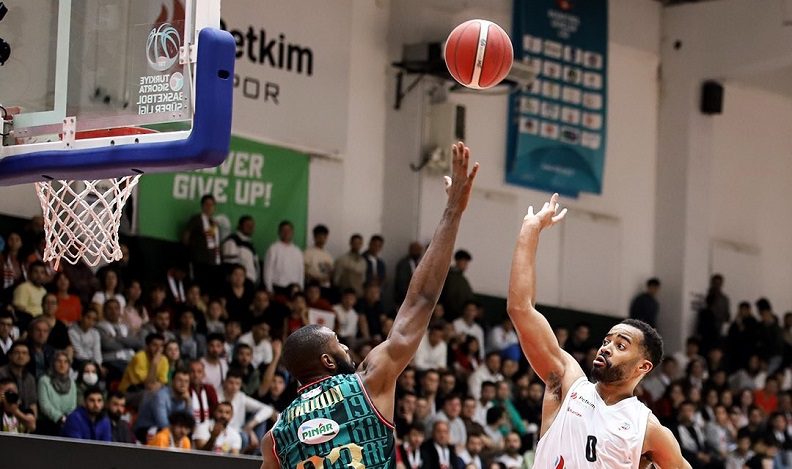 Pınar Karşıyaka’nın ilk iki şansı zora girdi