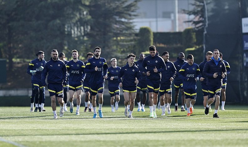 Fenerbahçe, Başakşehir maçı hazırlıklarını tamamladı