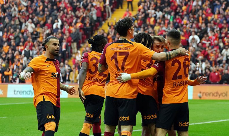 Galatasaray ligde evindeki yenilmezliğini 14 maça çıkardı