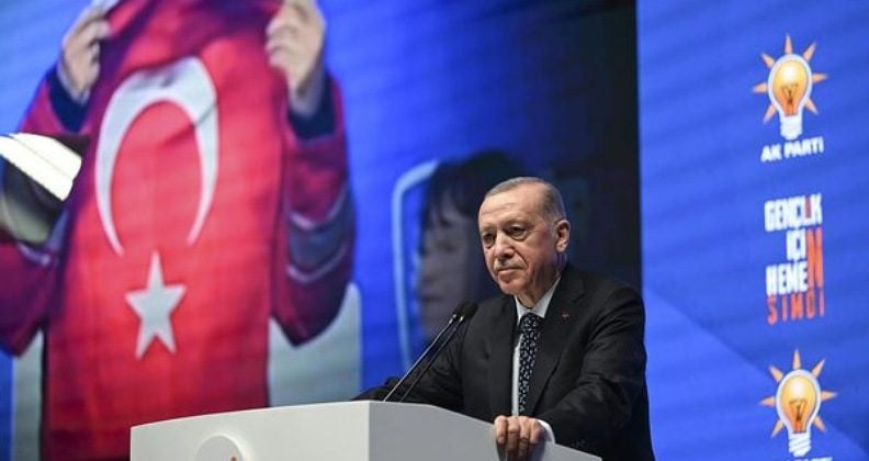 Erdoğan: Bu ülke hainlere bırakılamaz