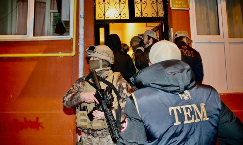 8 ilde eş zamanlı terör operasyonu