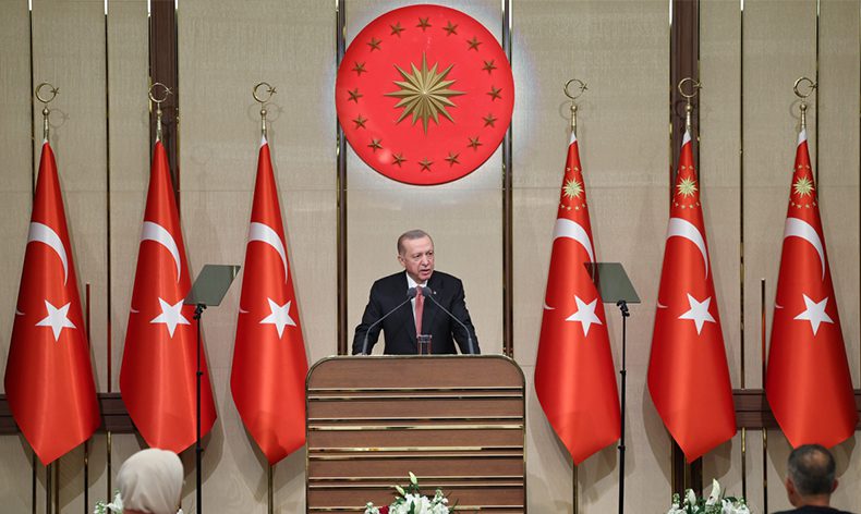 Erdoğan, milletvekilleri ile iftar programında buluştu