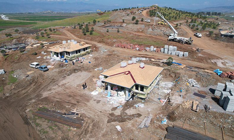 İlk köy evleri bayramda teslim edilecek