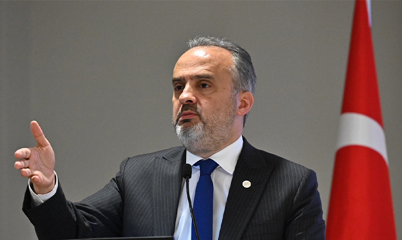 “Birbirimizi dövmek için suyu kullanmayalım”