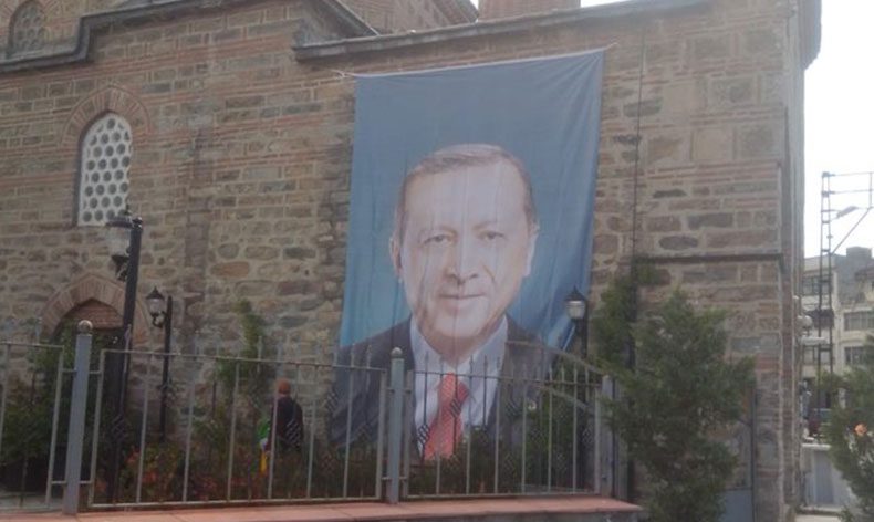 Mehmet Hasanoğlu: “Camiler kutsalımızdır”