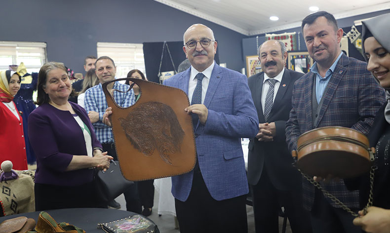 Seyit Ali Büyük’ten eğitim merkezine ziyaret