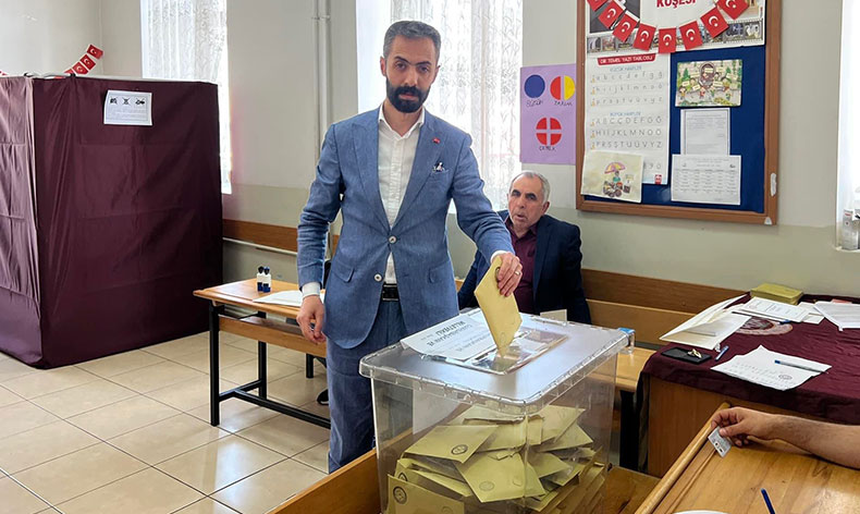 Hayır kazandı, şer kaybetti