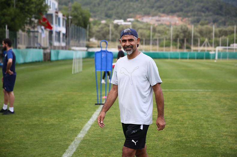 Bodrumspor Teknik Direktörü İsmet Taşdemir: “Samsunspor maçından en kötü 1 puan almalıyız”